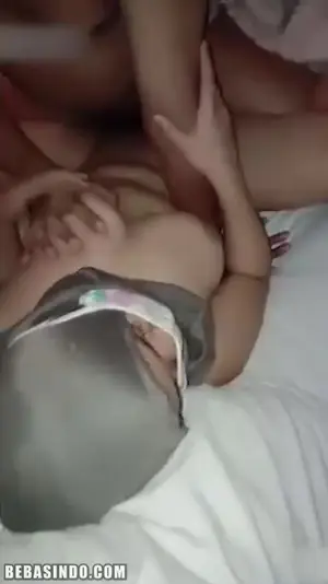 Thumbnail untuk kategori Bokep Jilbab di Bocil Tetangga